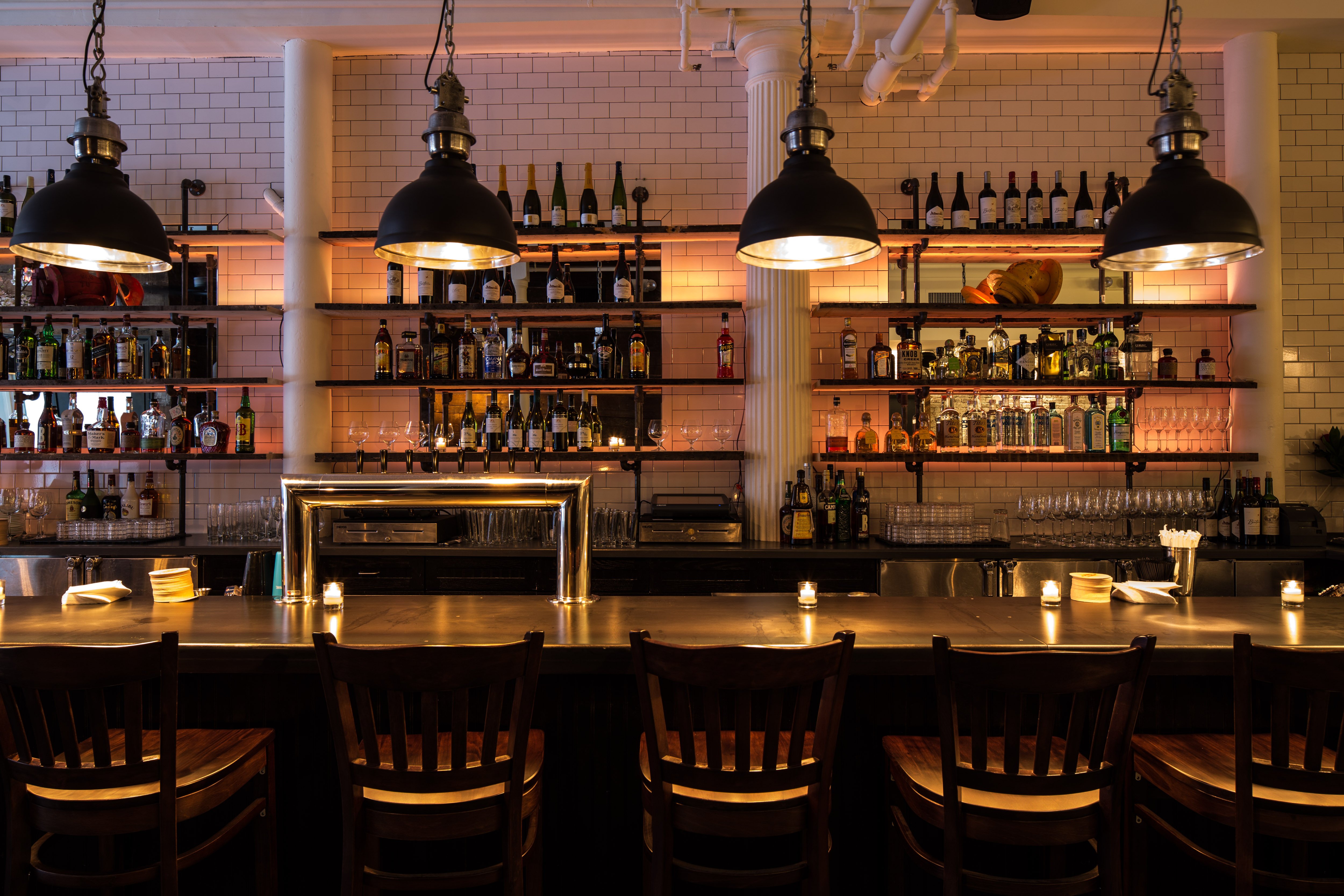 NYC - Almond (Tribeca) - American - Interior - Bar seating