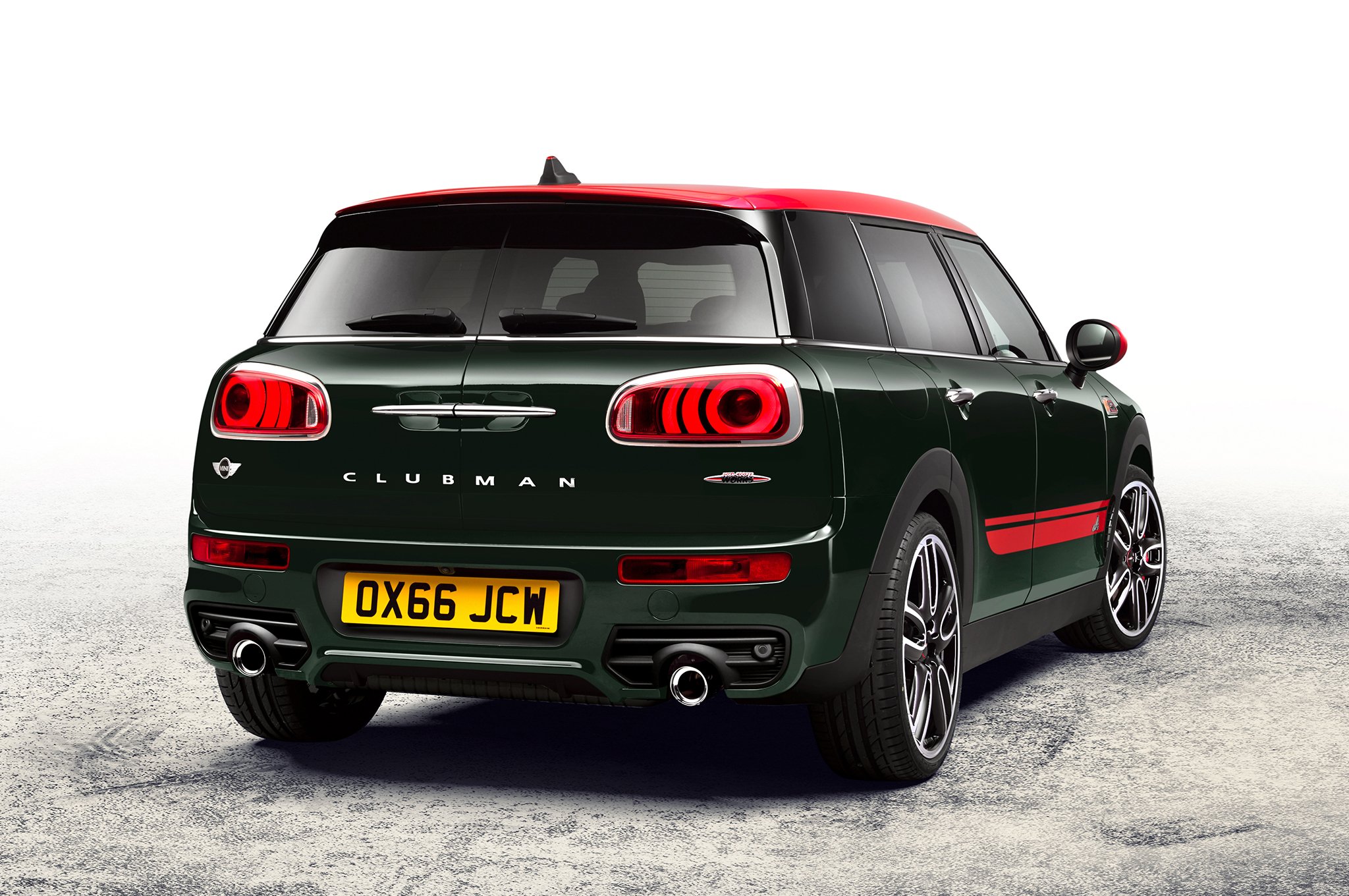 2017-mini-clubman-john-cooper-works-rear-three-quarter