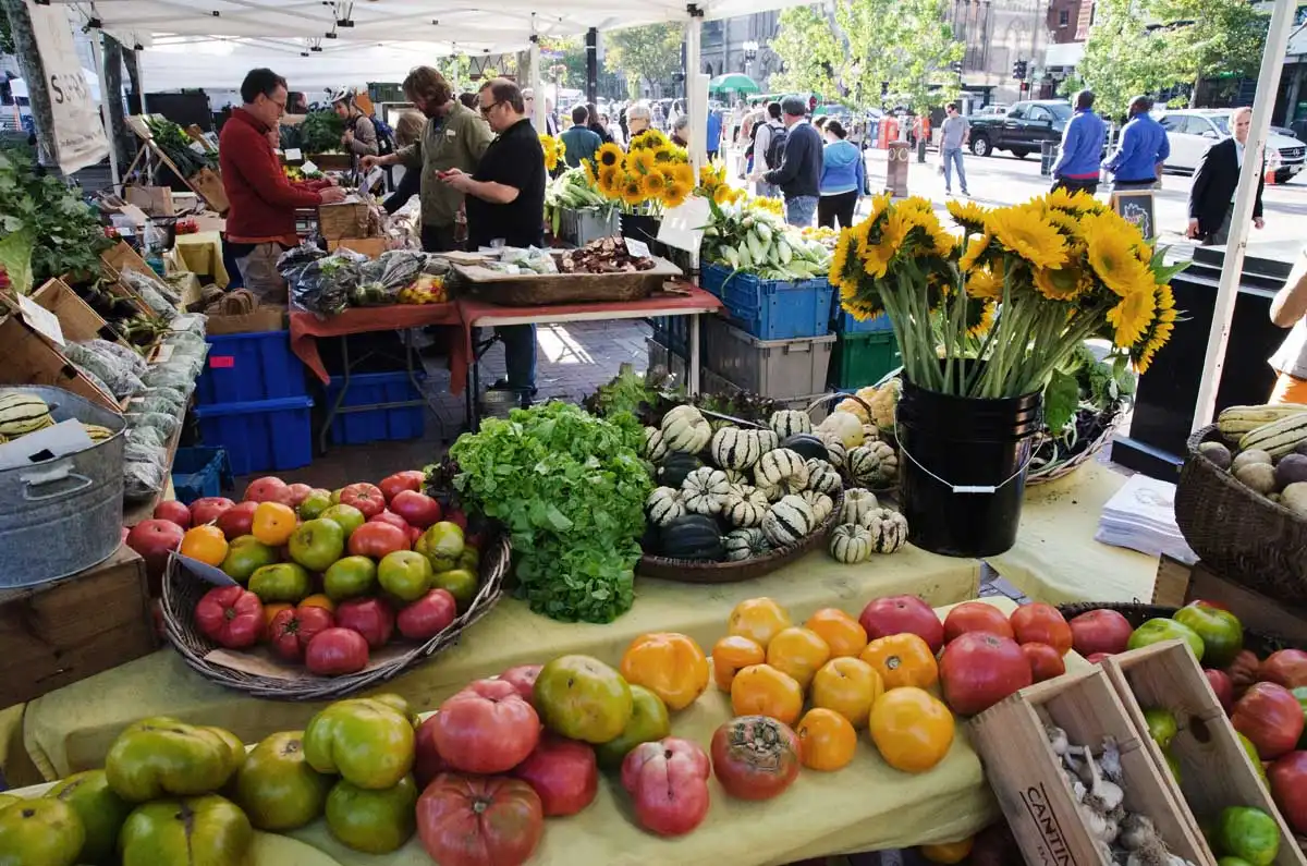 The 7 Best Farmers Markets To Visit This Summer Pursuitist